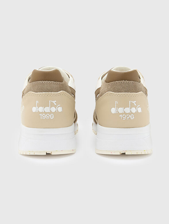 Beige sports shoes with logo embroidery - 3