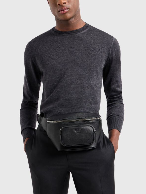 Waist bag with logo - 2