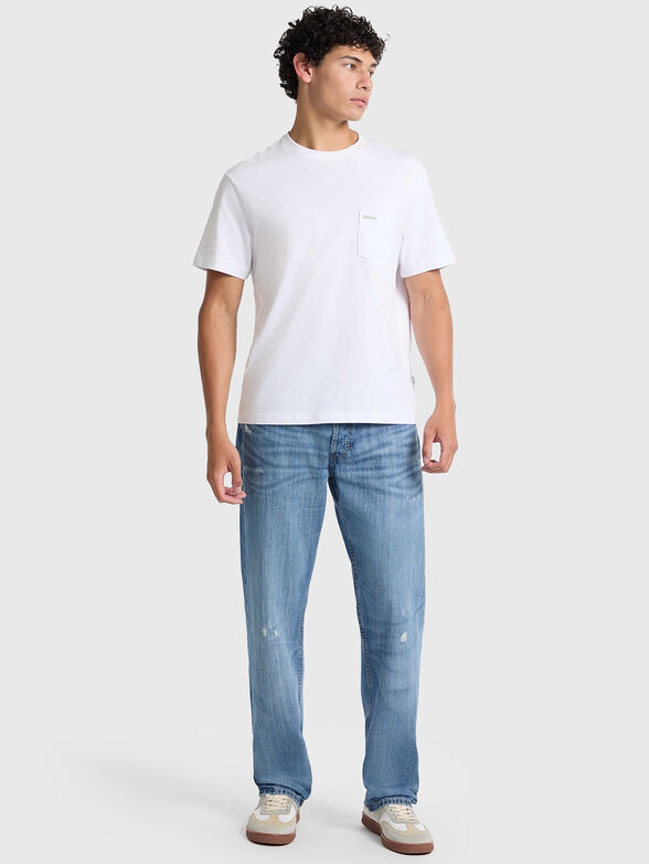 Jeans with bleached effect and accent tears - 6