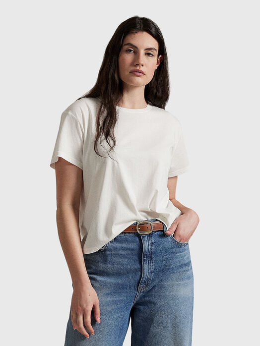 T-shirt with embroidered logo