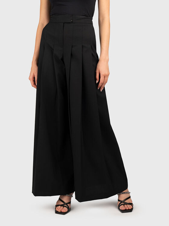 Trousers with high waist and wide legs - 1