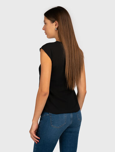 V-neck top - 3
