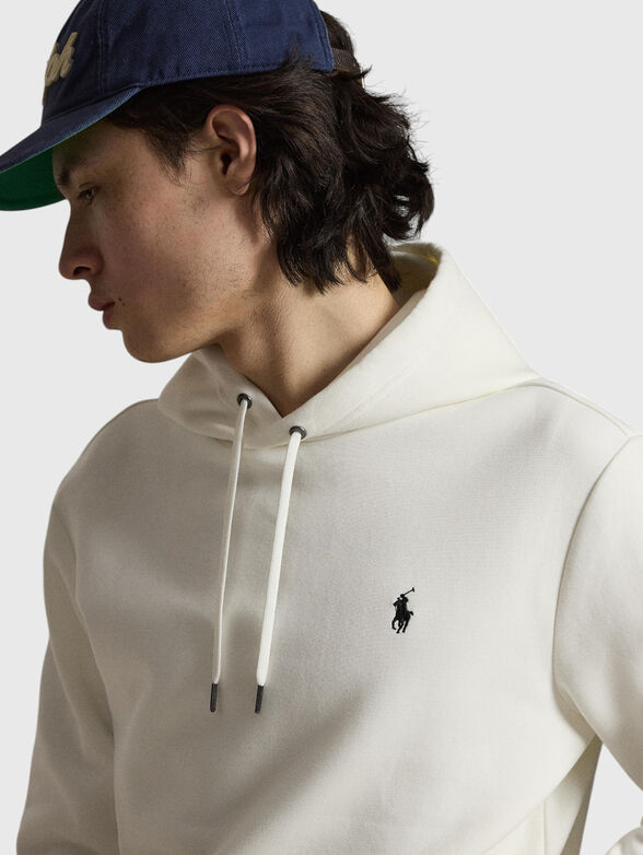 White hooded sweatshirt - 4