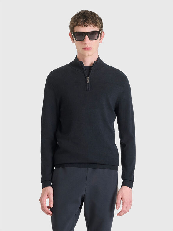 Black slim zip sweater - 1