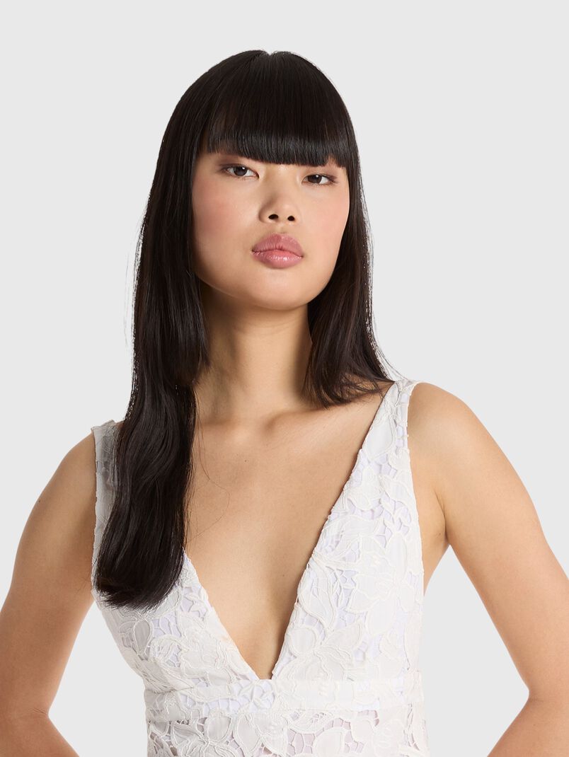 Mini dress with floral motifs - 3