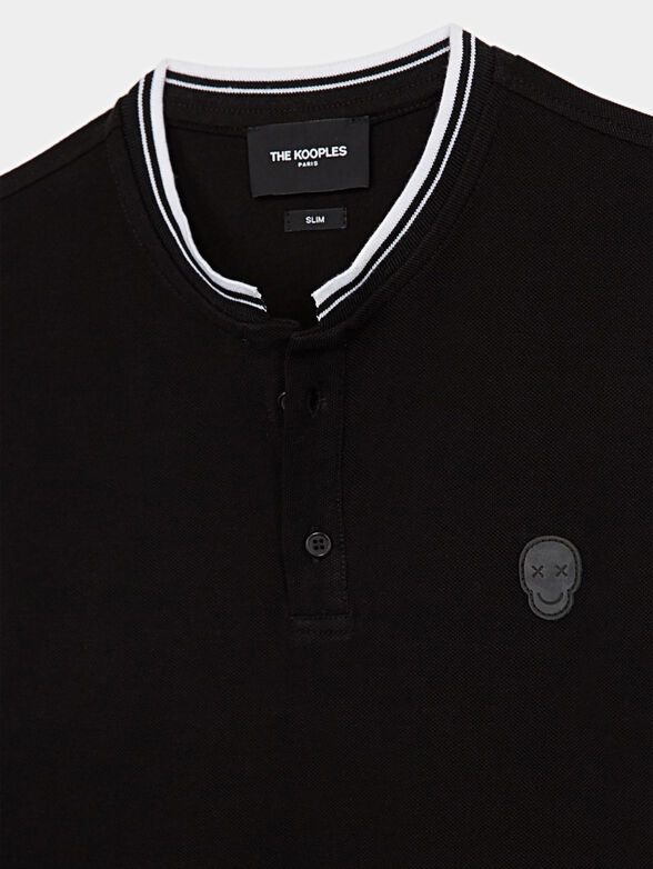 Black polo-shirt with contrasting collar - 2
