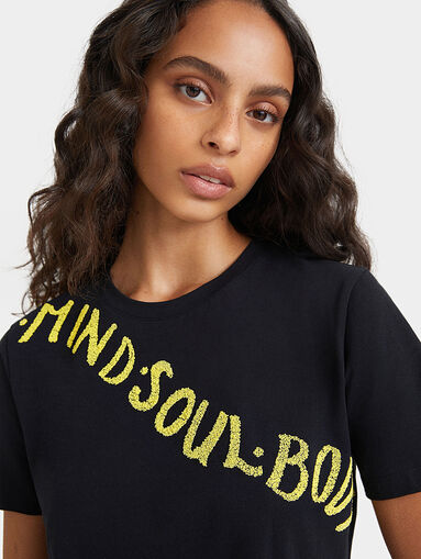 T-shirt with applications - 3