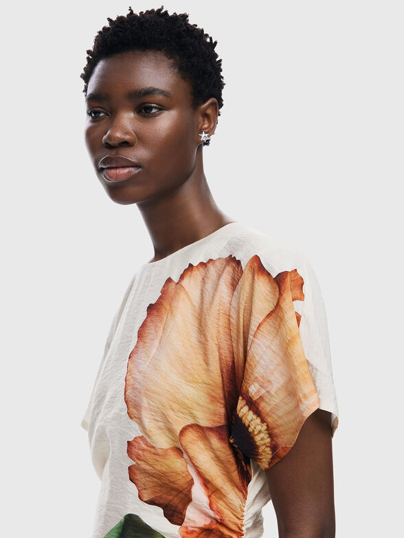 Short-sleeved midi dress with floral print - 3