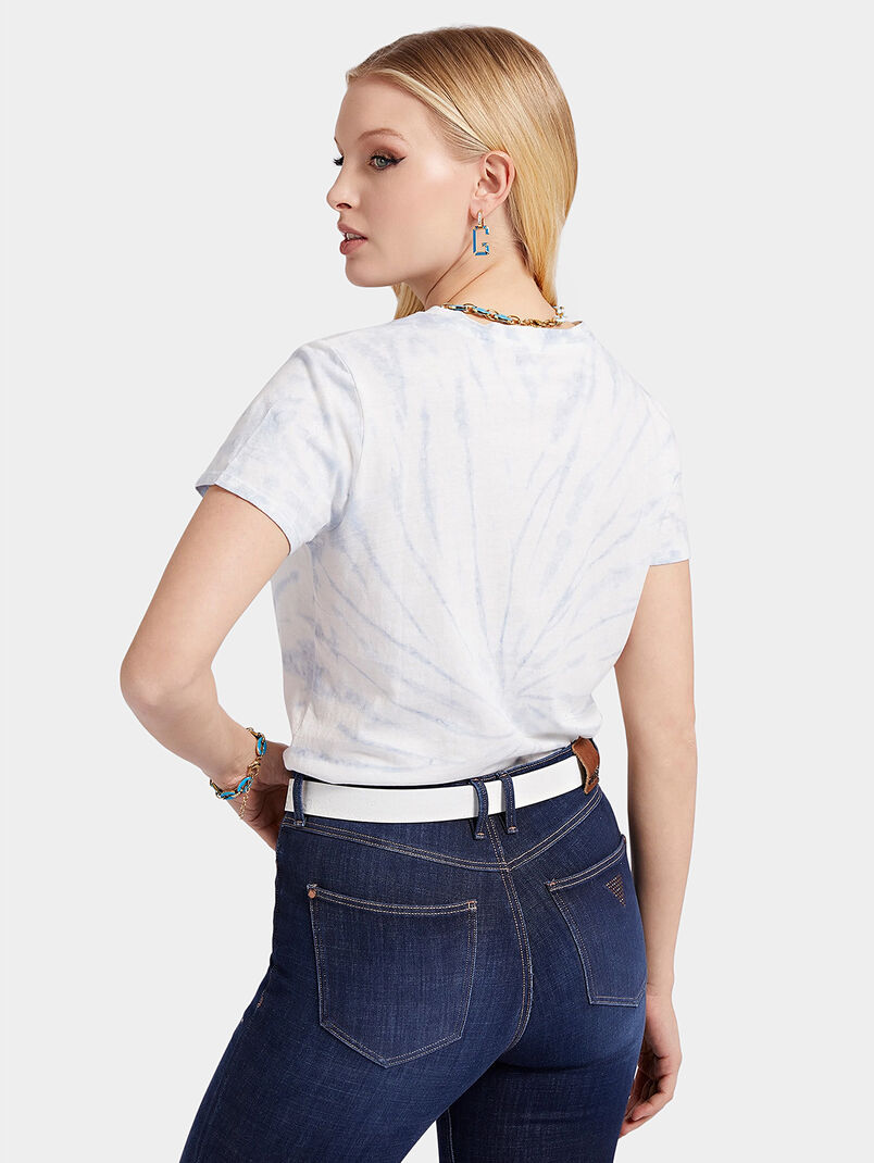 White T-shirt with tie-dye effect - 3