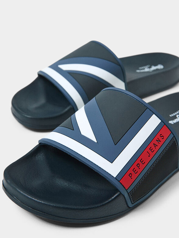 Black beach slides - 6