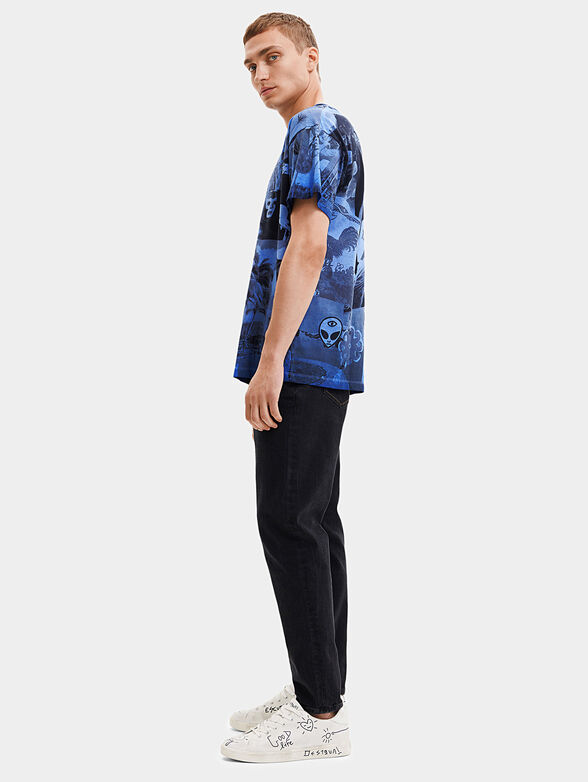T-shirt in blue color - 2