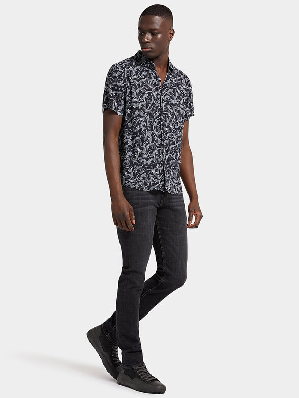 Shirt with short sleeves and animal motifs - 2