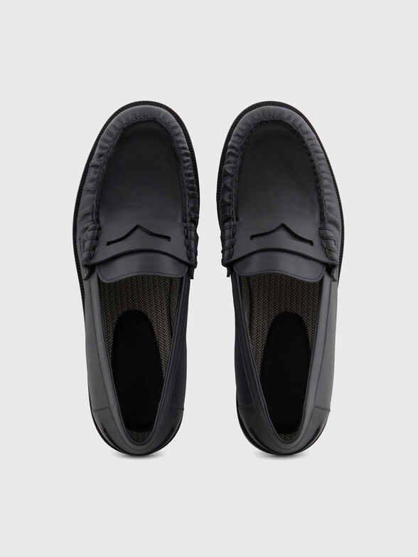 Black leather loafers - 6