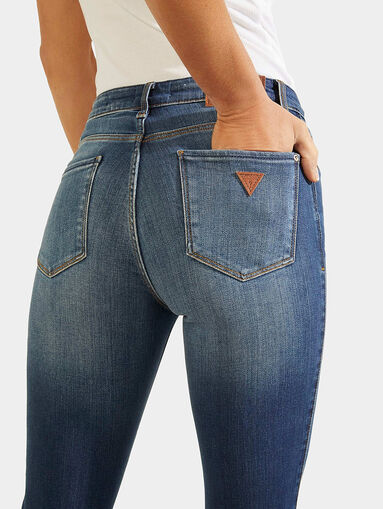 Skinny jeans with logo patch on the back pocket  - 5
