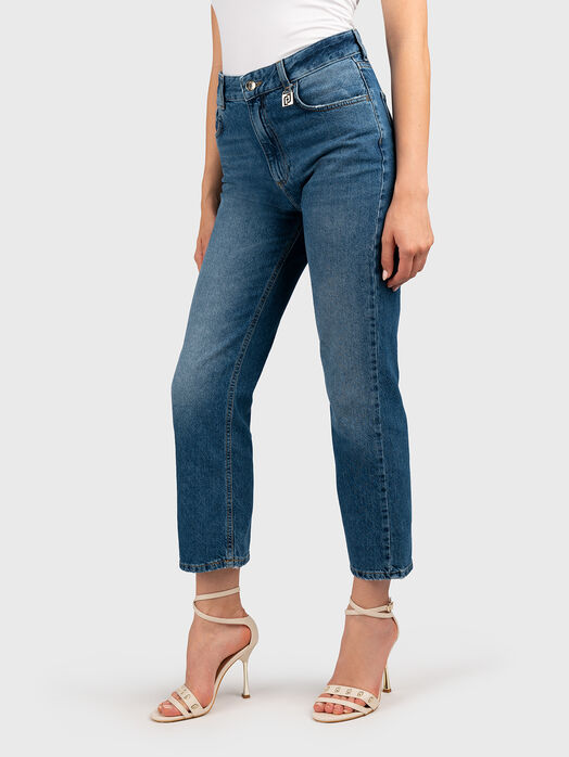 High waisted boyfriend jeans