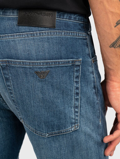 Slim jeans with worn effect - 3