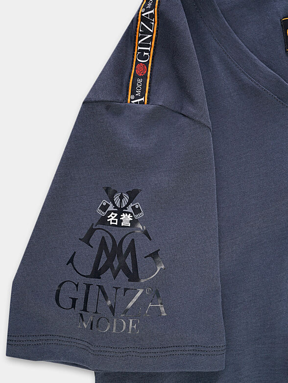 V-neck t-shirt - 3