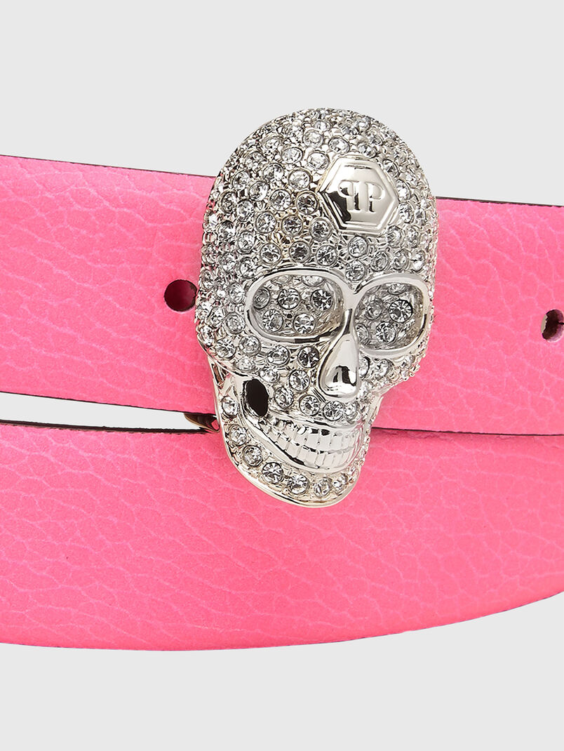 Fuxia leather belt with with accent buckle - 3