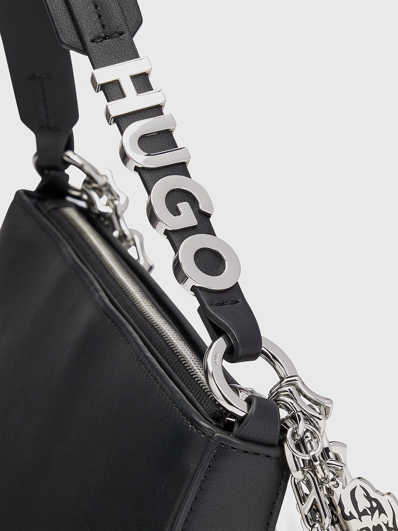 HUGOバッグ 楽天市場】HUGO BOSS ヒューゴボス ショルダーバッグ
