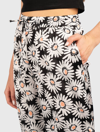 HASONI straight trousers with floral print - 4