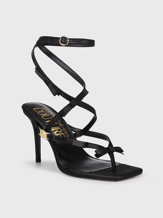 Сандали на ток EMILY в черно - 2