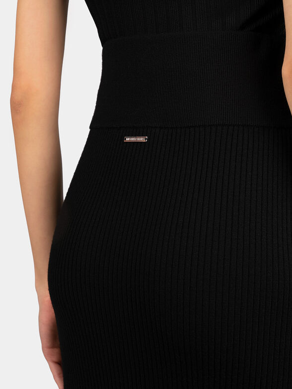 Merino wool black skirt - 3