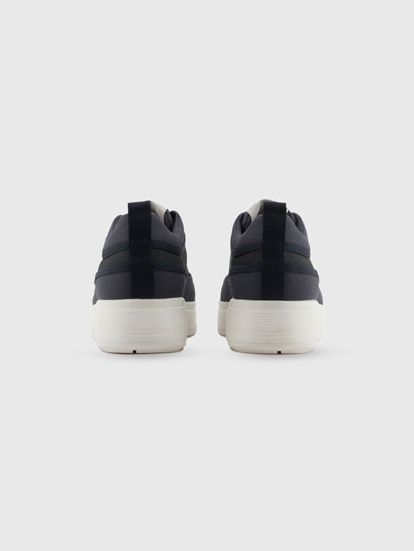 Sneakers with mesh details - 3