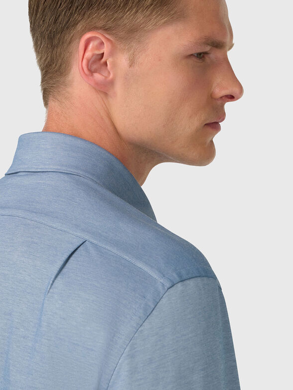 Light blue shirt - 4