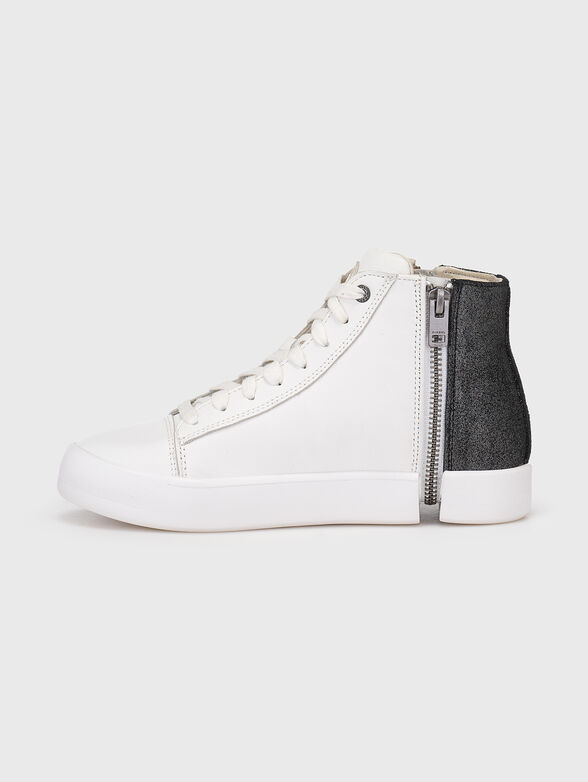 Sneakers with a side zip - 4