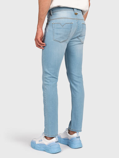 Distressed jeans - 4