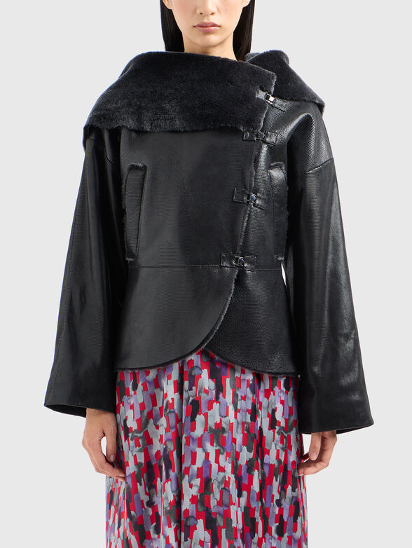 Hooded jacket with soft texture - 1