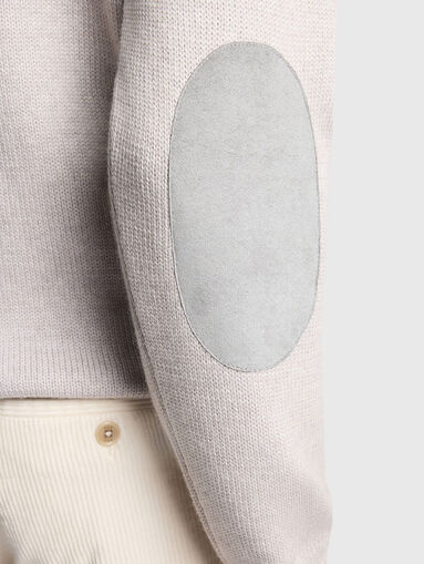 Wool sweater with high collar - 5