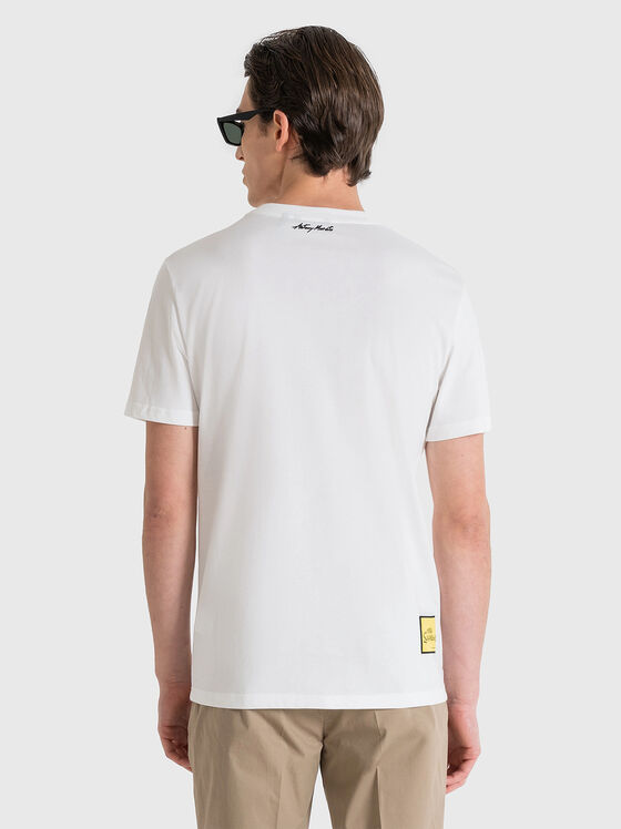 Contrast print T-shirt  - 2