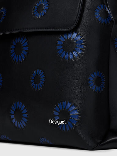 Black backpack with contrasting details - 4