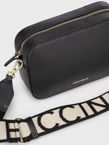 NOI crossbody bag in leather - 5