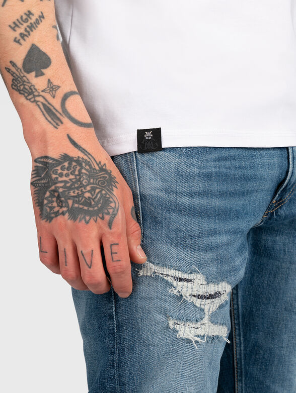 TV024 V-neck T-shirt with print  - 4