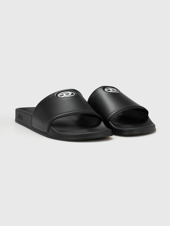 Beach slippers with a logo accent - 2