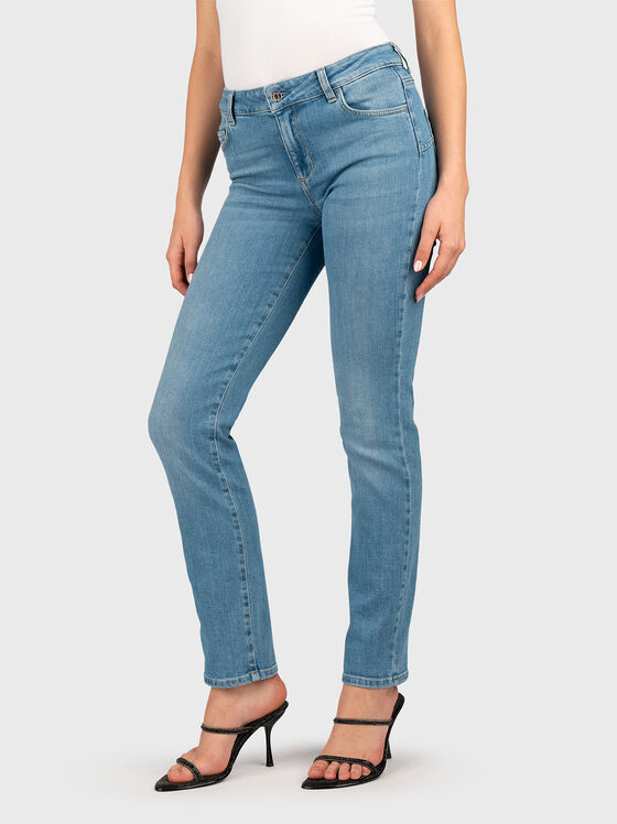 Дънки с лого детайл - 1