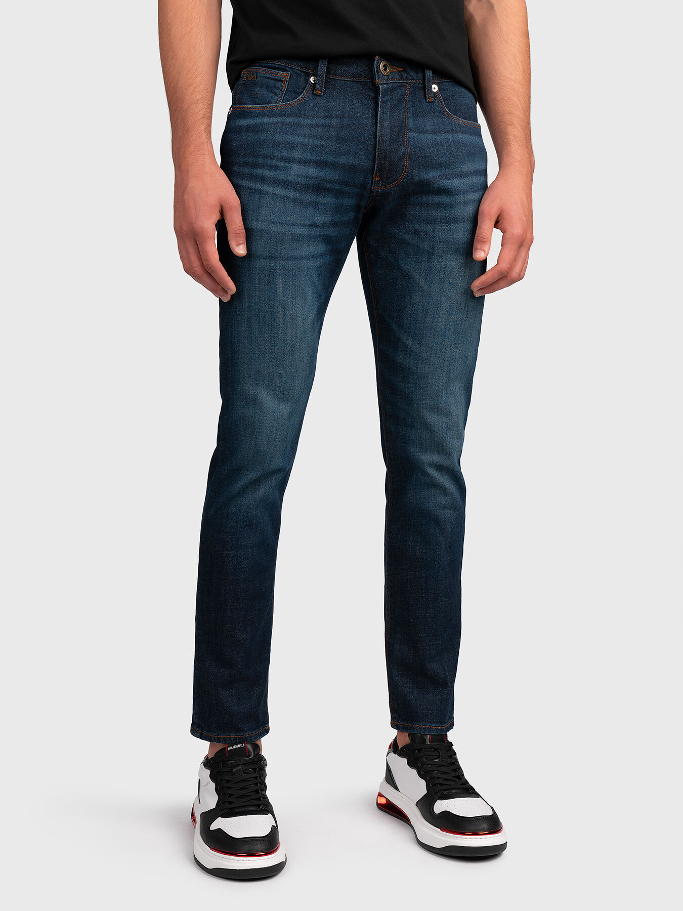 Blue jeans brand EMPORIO ARMANI Globalbrandsstore en