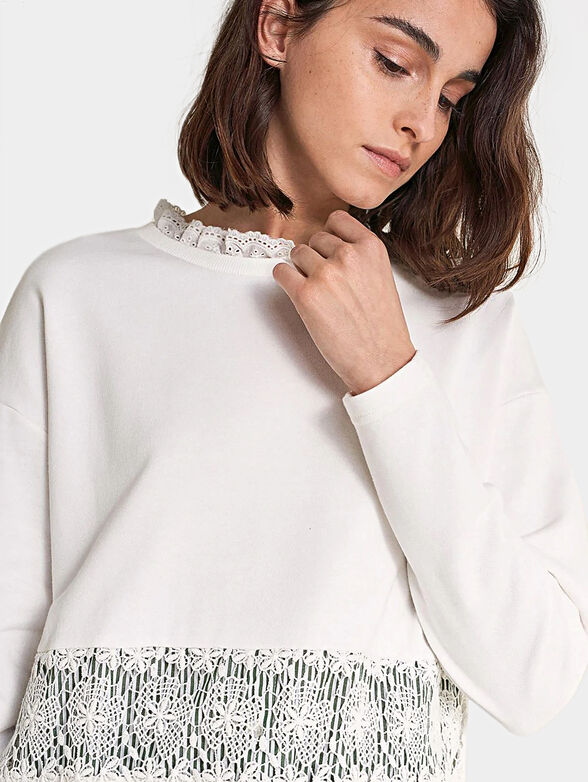 Cotton sweatshirt with contrasting details - 4
