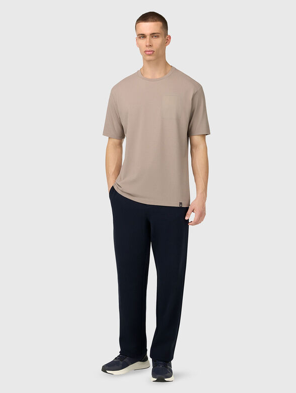 T-shirt with front pocket  - 2