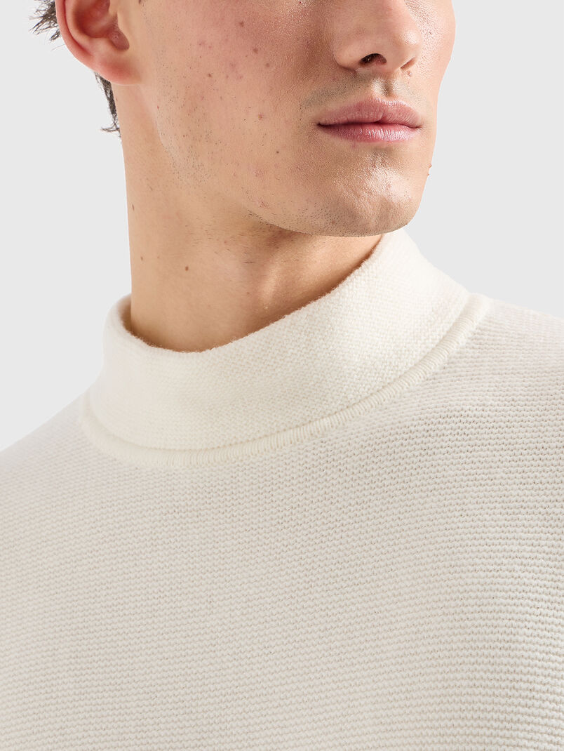 Wool sweater - 2