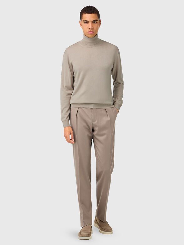 Wool sweater in beige color - 2