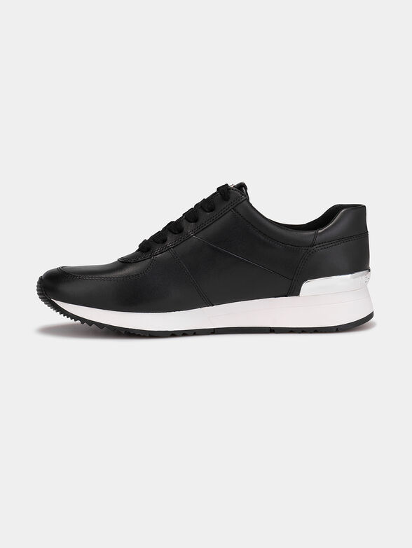ALLIE Trainer with logo details - 4