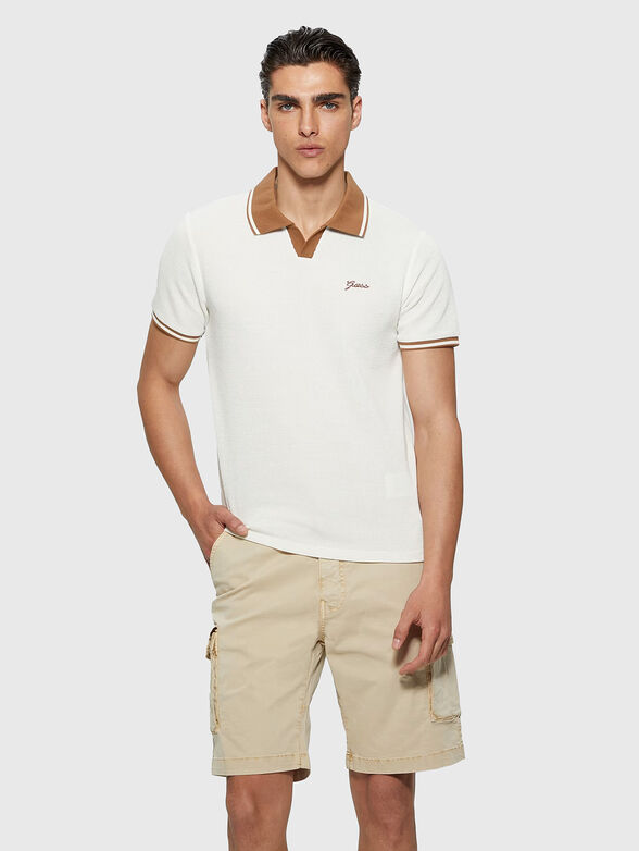 Polo shirt with contrast collar - 1