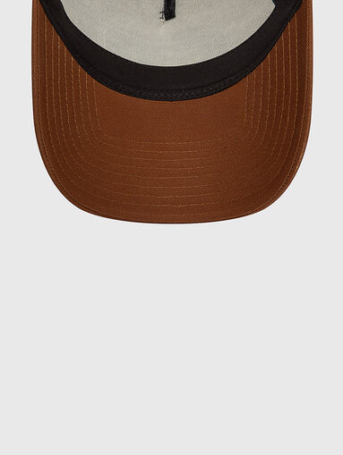 SEASONAL PATCHRED BULL RACING TRUCKER cap - 5