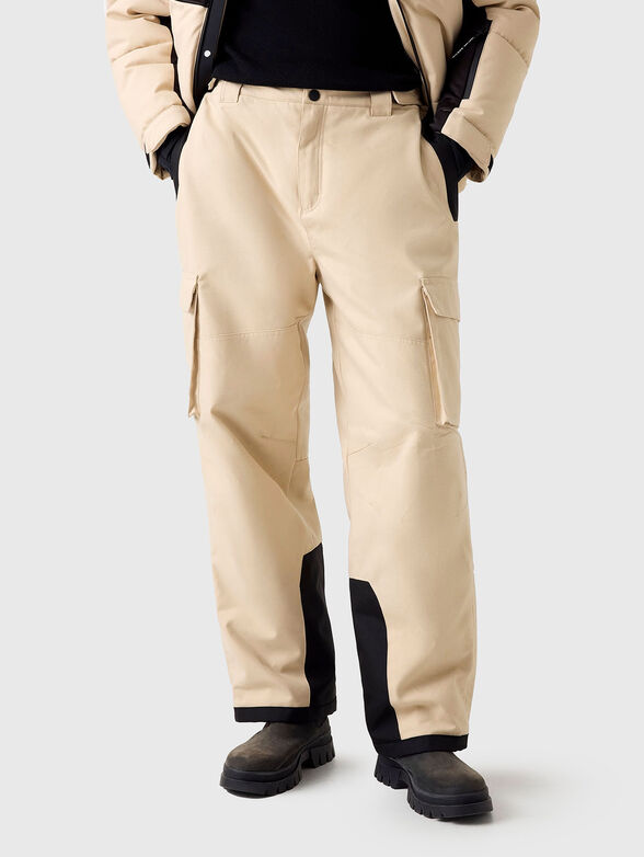 Ski pants with contrasting details - 1