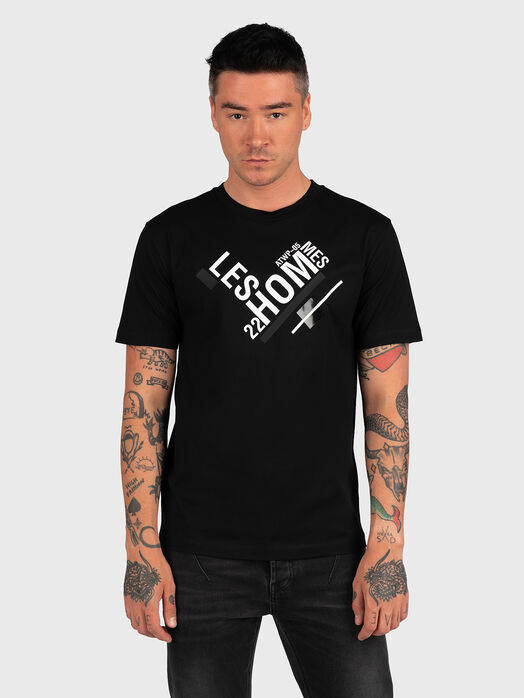 Cotton T-shirt in black color with logo print