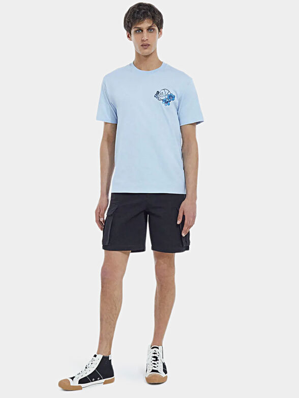 Blue T-shirt with embroidery - 2