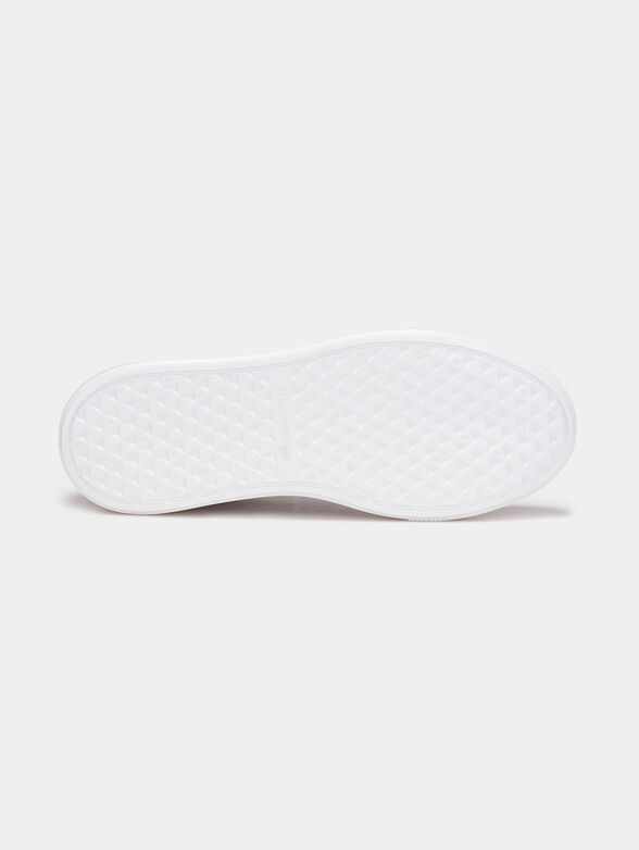 MAXI KUP Sports shoes with perforated logo - 5